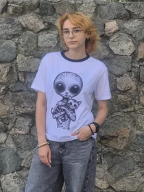 Футболки с полной запечаткой: Чужой с теплым сердцем